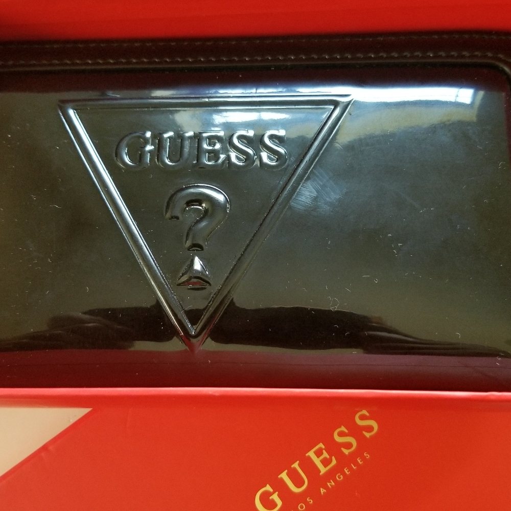 Guess Wallet